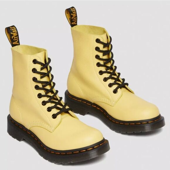 🩵NIB Dr. Martens Lemon Yellow Pascal Virginia Leather 1460 Boots Size 11 - Picture 1 of 15